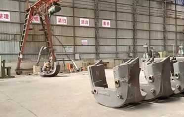 Zunhua Shengjian Prosperous Machinery Parts Co., Ltd. aggiorna la sua linea di produzione di fusione di precisione ed espande i suoi canali di fornitura all'estero per parti di contrappesi di macchine minerarie.